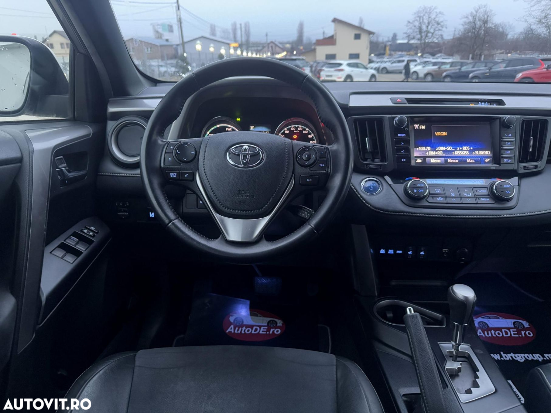 Toyota RAV4 - 12
