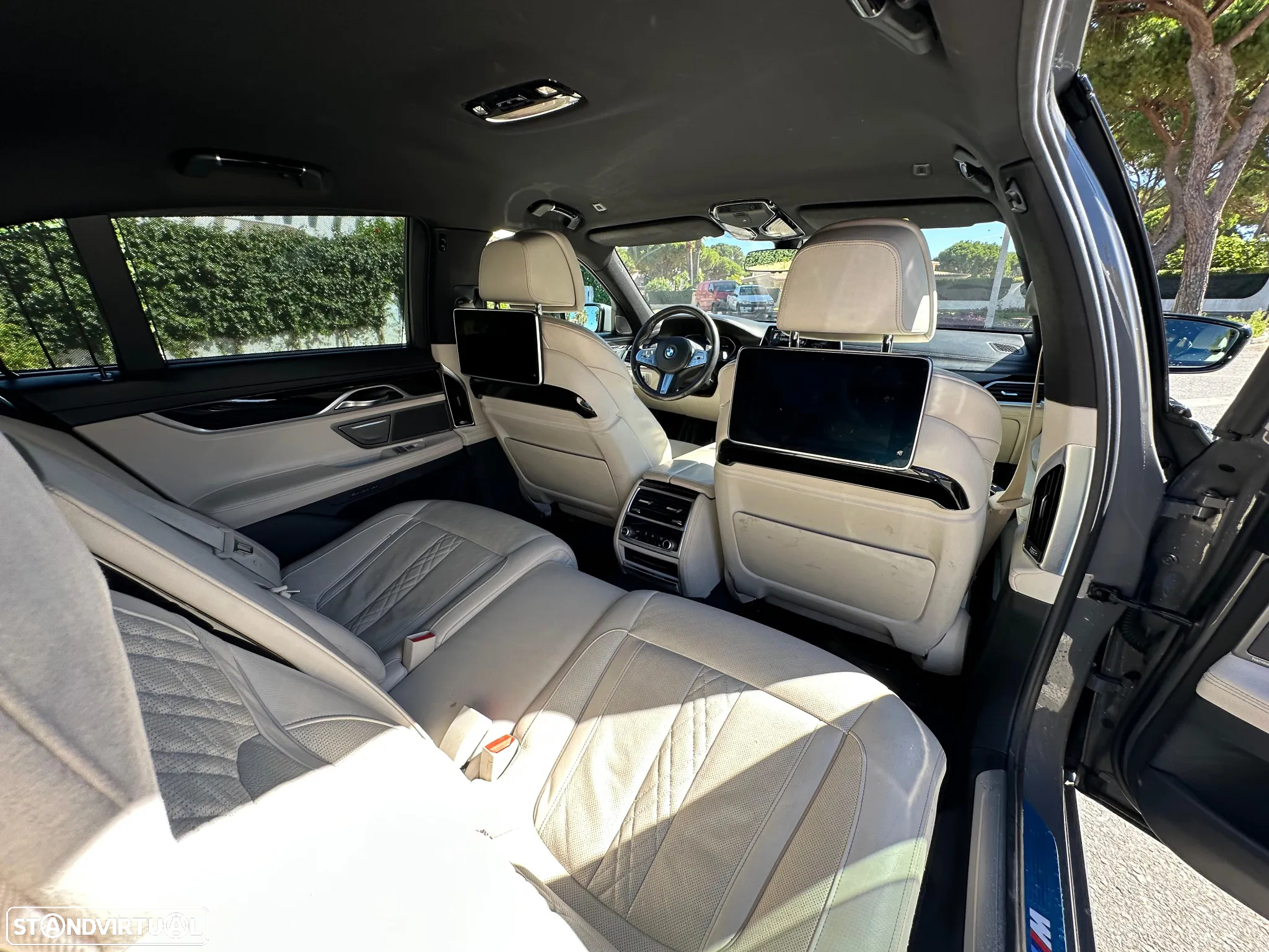 BMW 740 d xDrive Pack M Auto - 16
