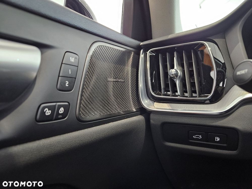 Volvo S60 - 16