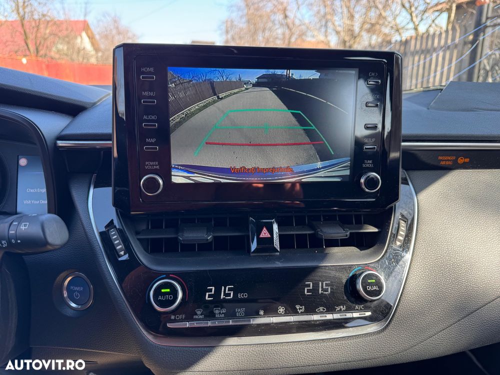 Toyota Corolla 1.8 HSD Active - 11