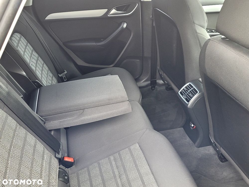 Audi Q3 2.0 TDI Quattro S tronic design - 25