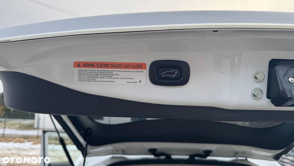 Mitsubishi Outlander Instyle NAVI + - 6