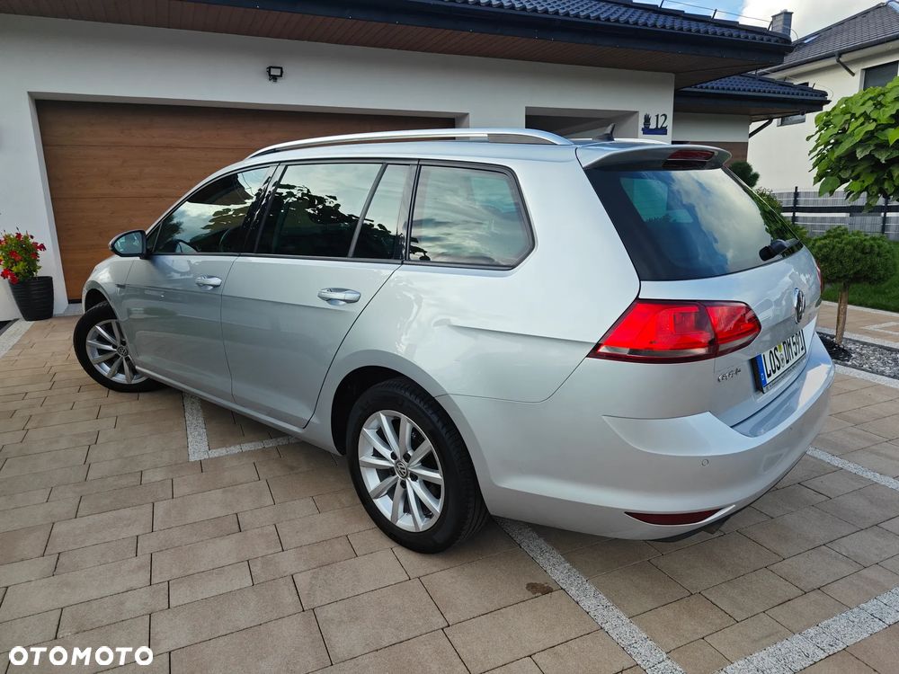 Volkswagen Golf 1.6 TDI BlueMotion Technology Lounge - 9