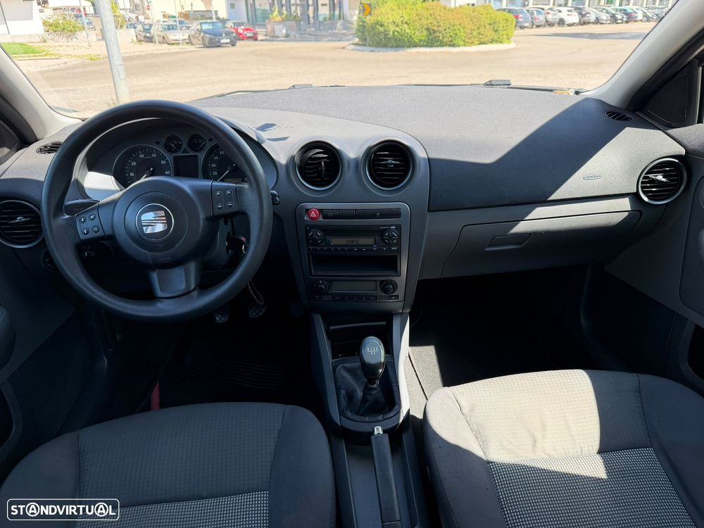 SEAT Ibiza 1.4 16V Stylance - 24