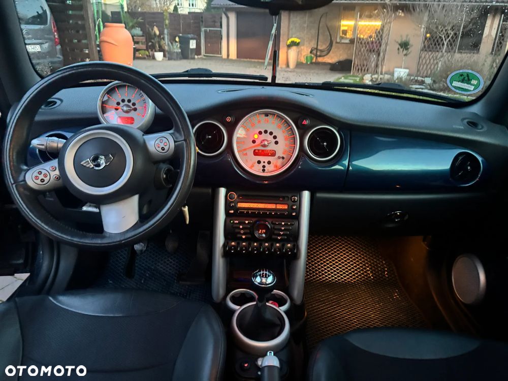 MINI Cooper Standard - 6