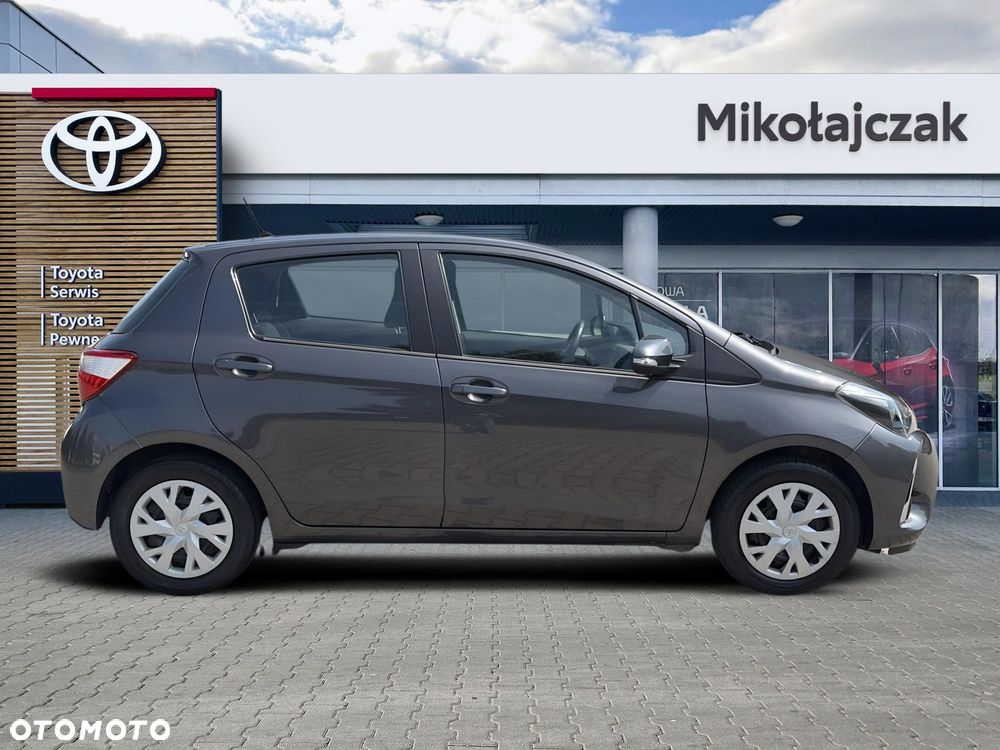 Toyota Yaris - 11