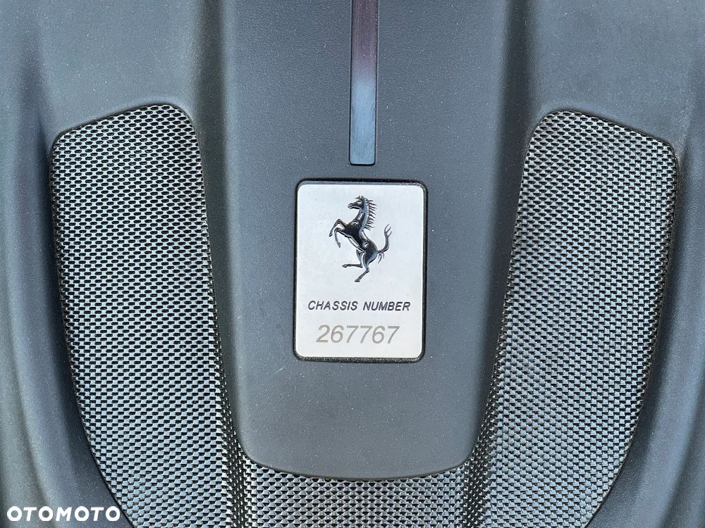 Ferrari Roma - 11