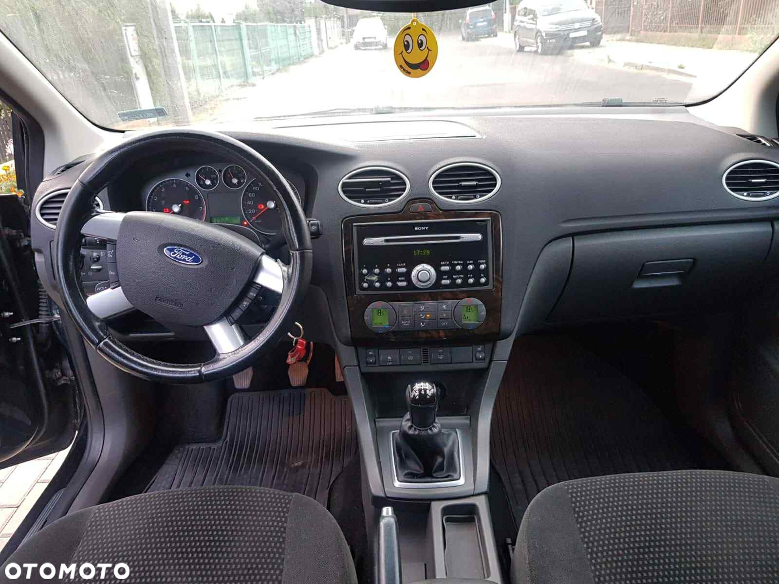 Ford Focus 1.6 Ti-VCT Ghia - 5