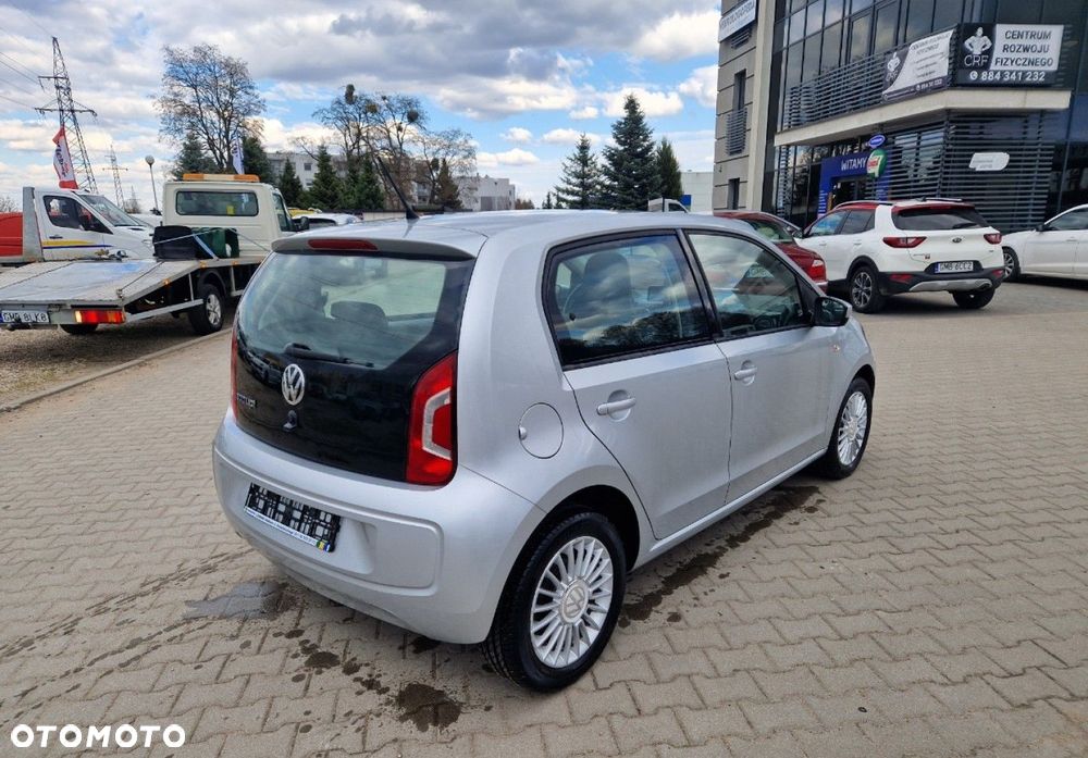 Volkswagen up! - 6