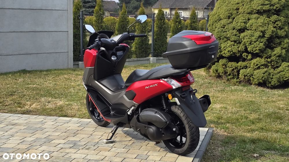 Yamaha NMAX - 15