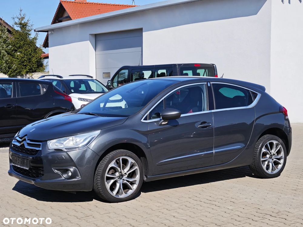 Citroën DS4 HDi 165 SoChic - 34