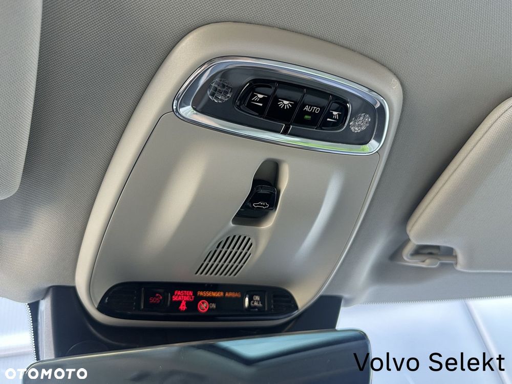 Volvo XC 90 - 33