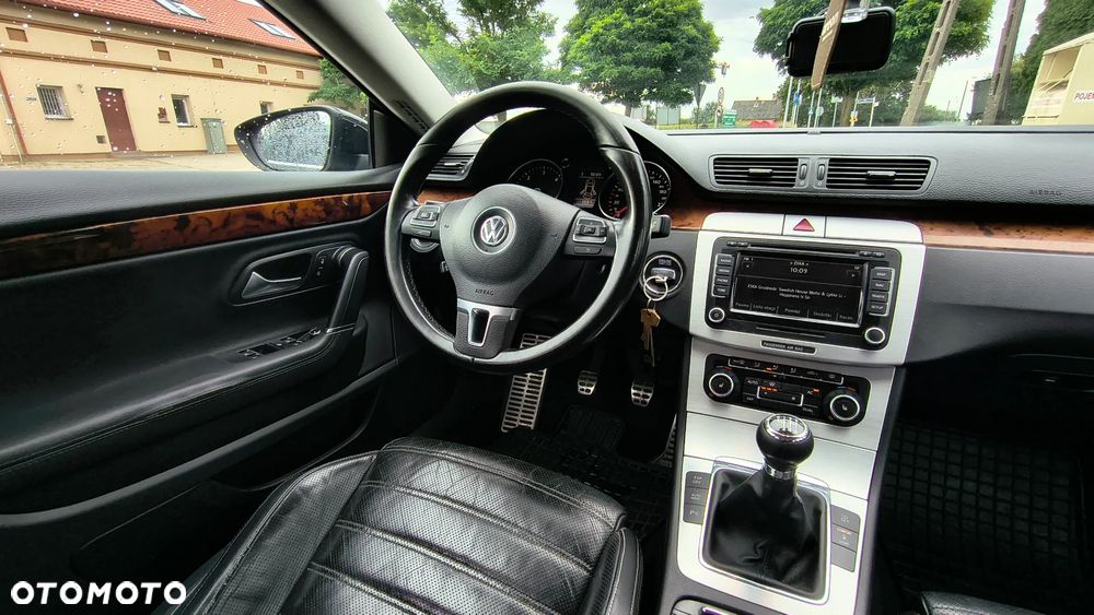 Volkswagen Passat CC 2.0 TDI DPF - 17