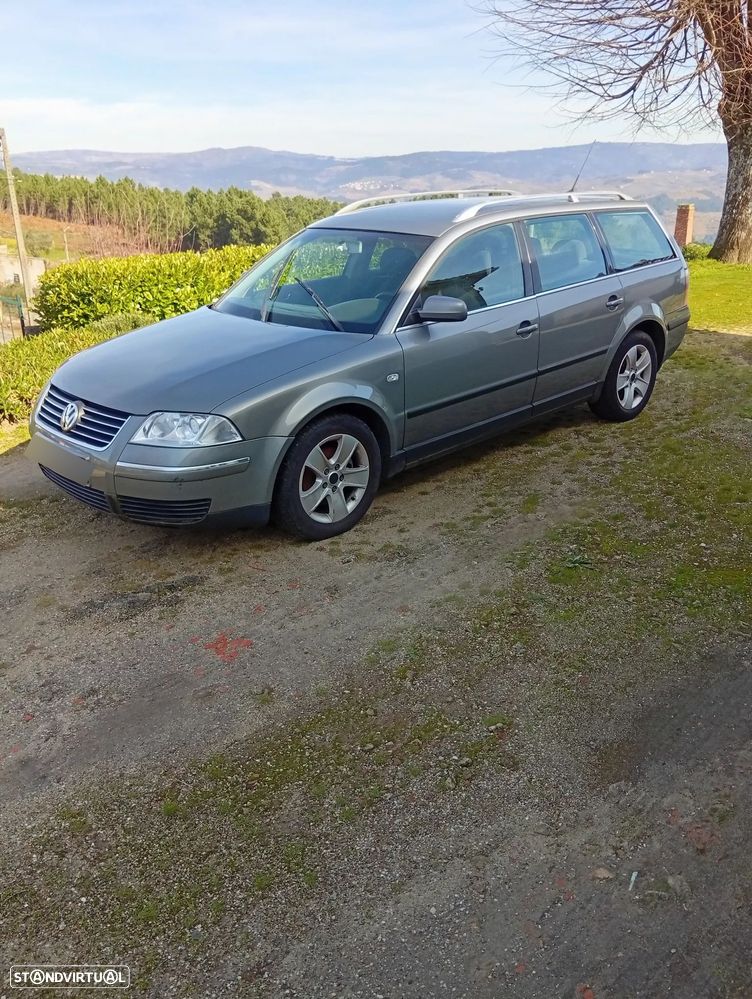 VW Passat Variant 1.9 TDi Highline - 2