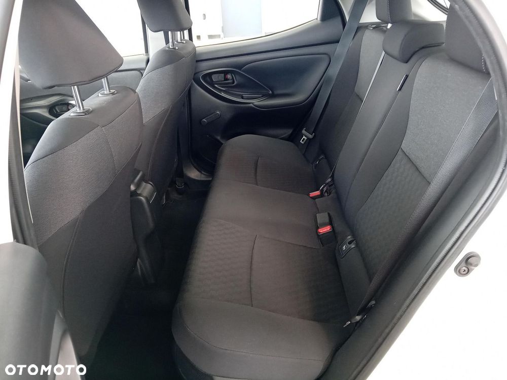 Toyota Yaris - 14