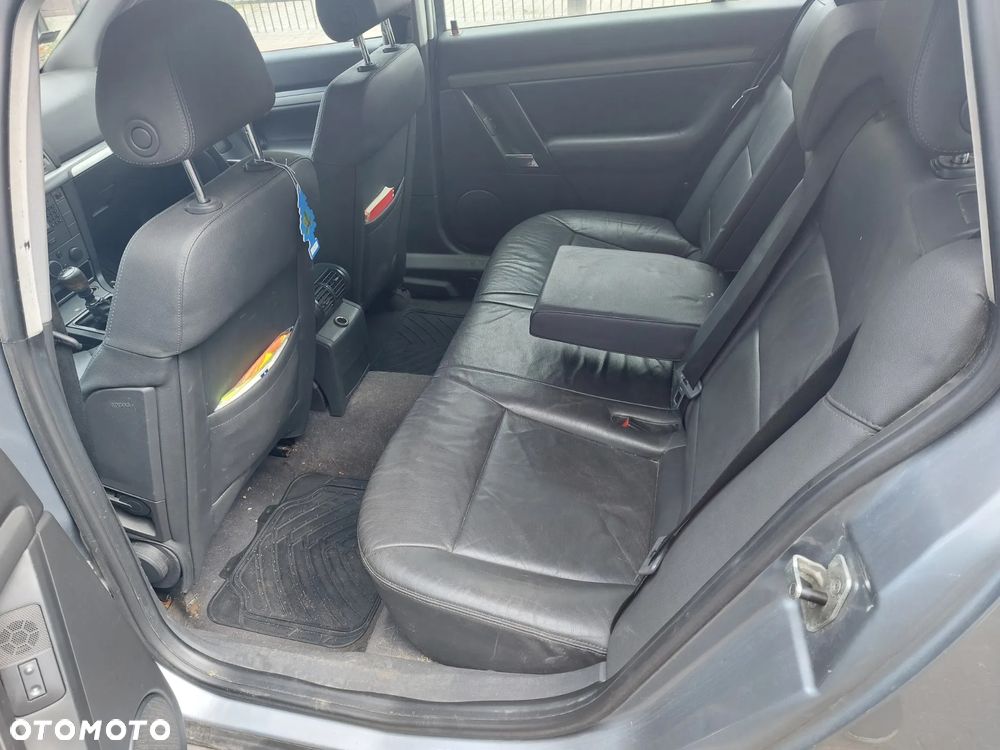 Opel Vectra 1.9 CDTI - 8