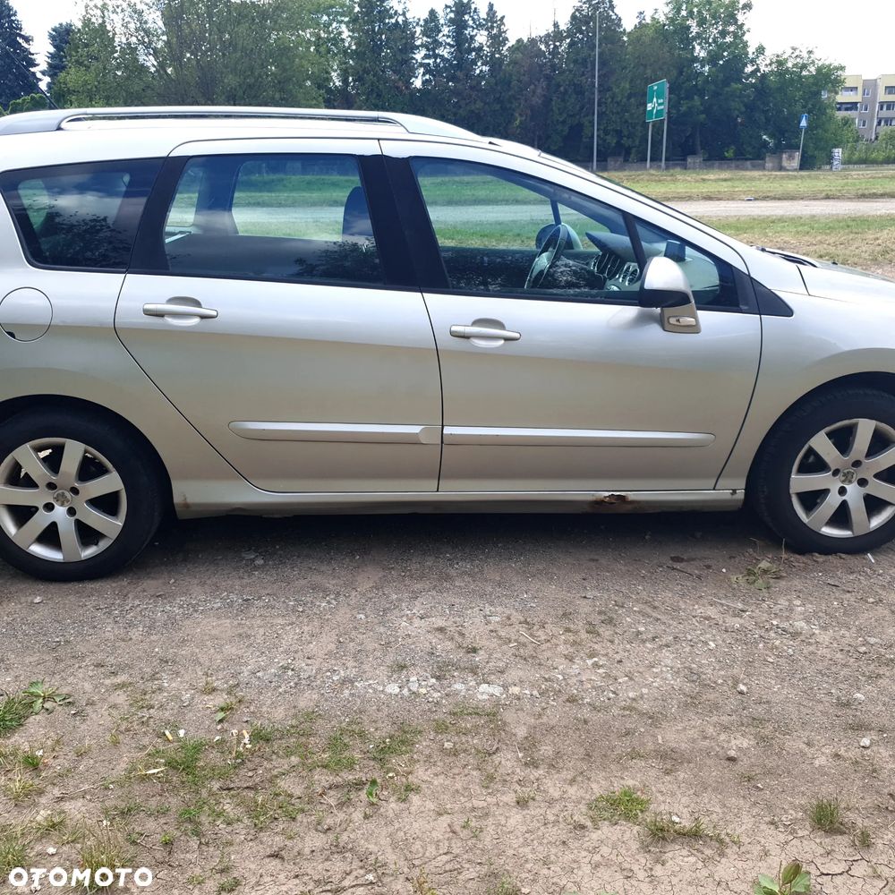 Peugeot 308 1.6 Premium - 5