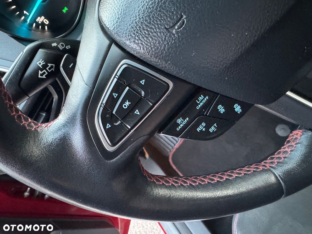 Ford Kuga 2.0 TDCi 4x4 ST-Line - 28