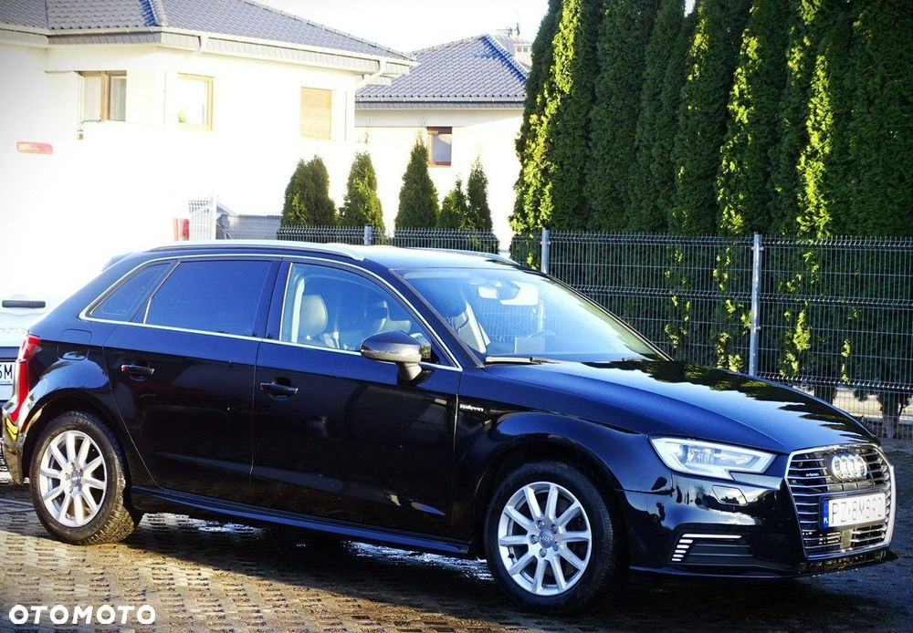 Audi A3 Sportback - 2