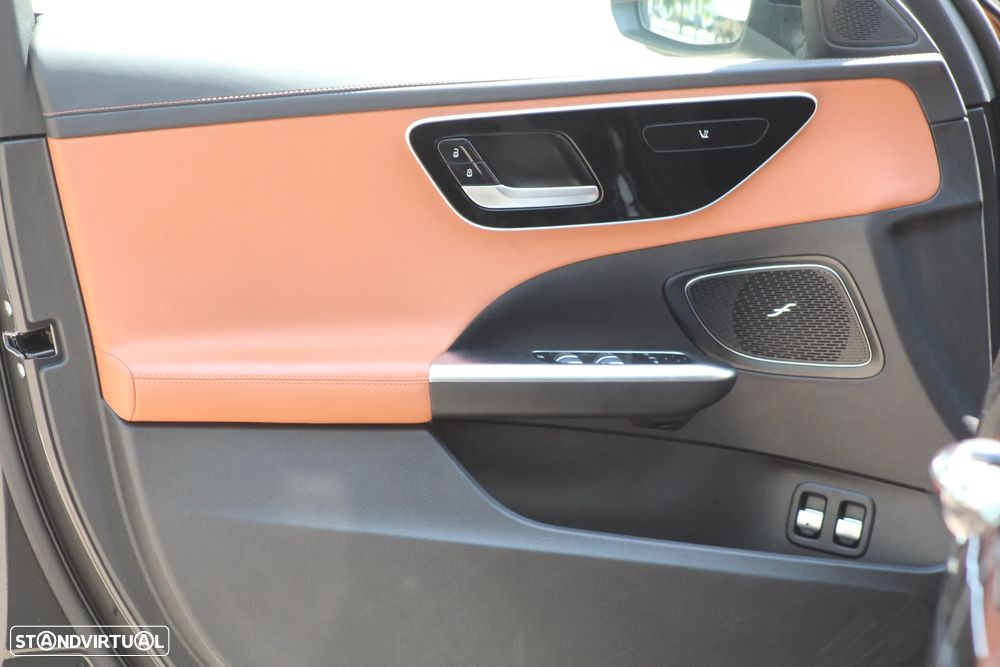 Mercedes-Benz C 300 e AMG Line - 25