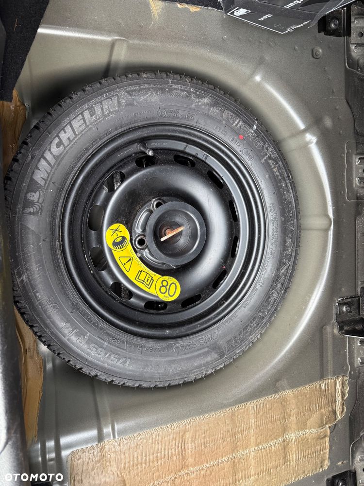 Ford Fiesta 1.25 Champions Edition - 31