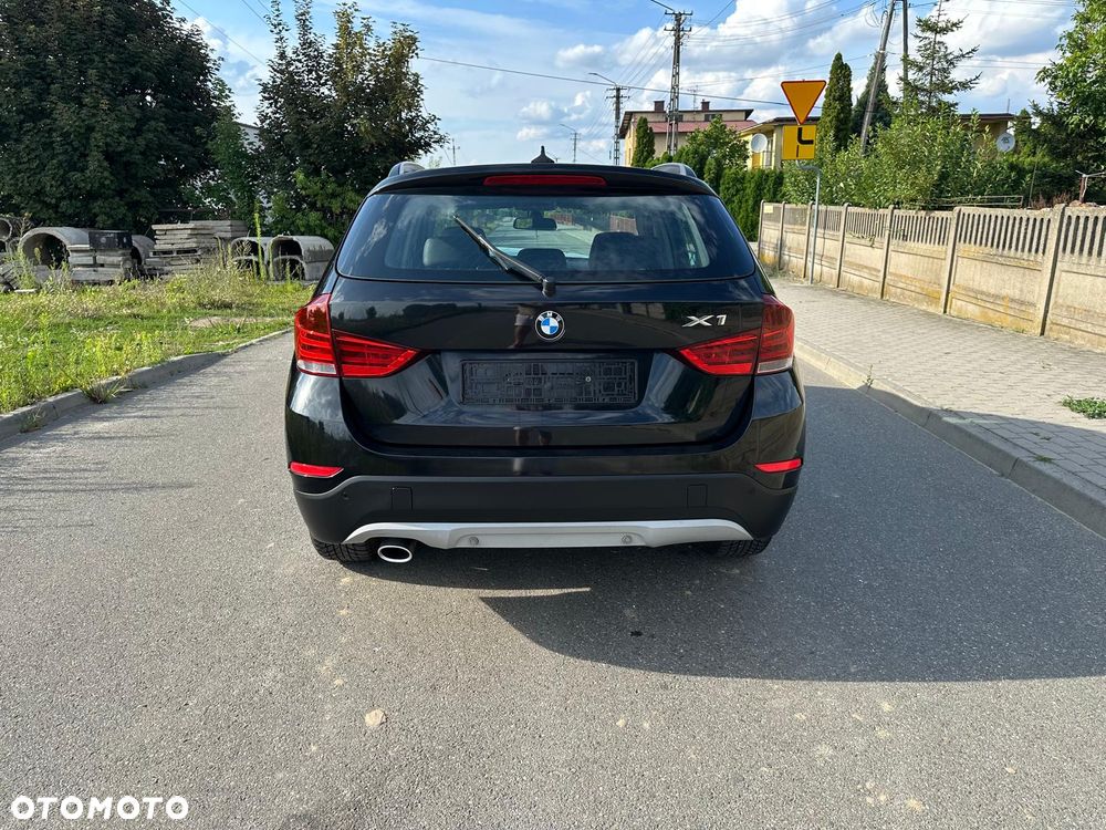BMW X1 sDrive18d Sport Line - 6