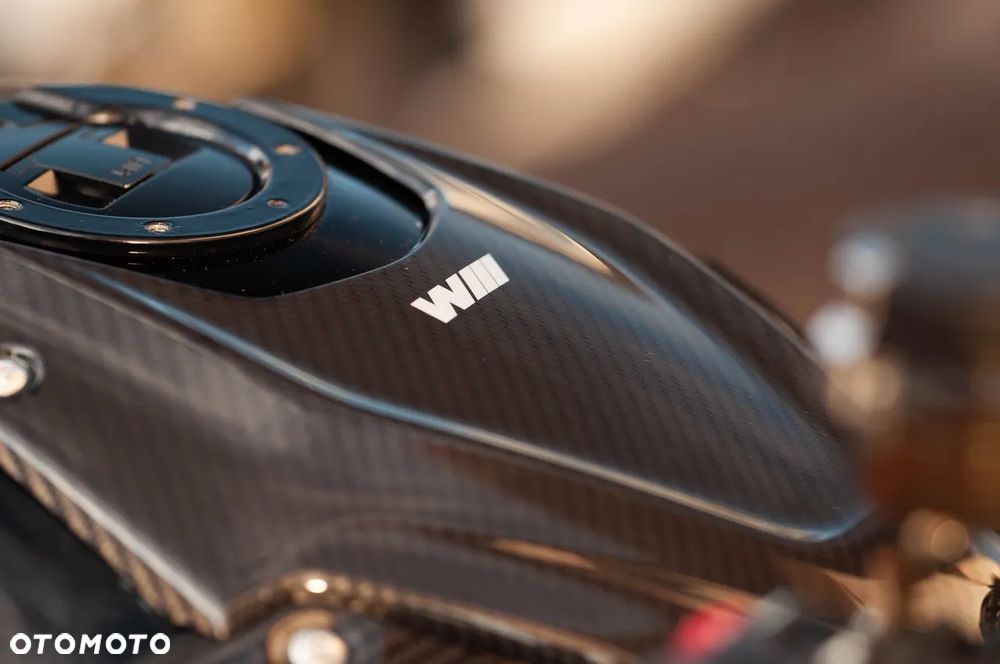 BMW S - 30