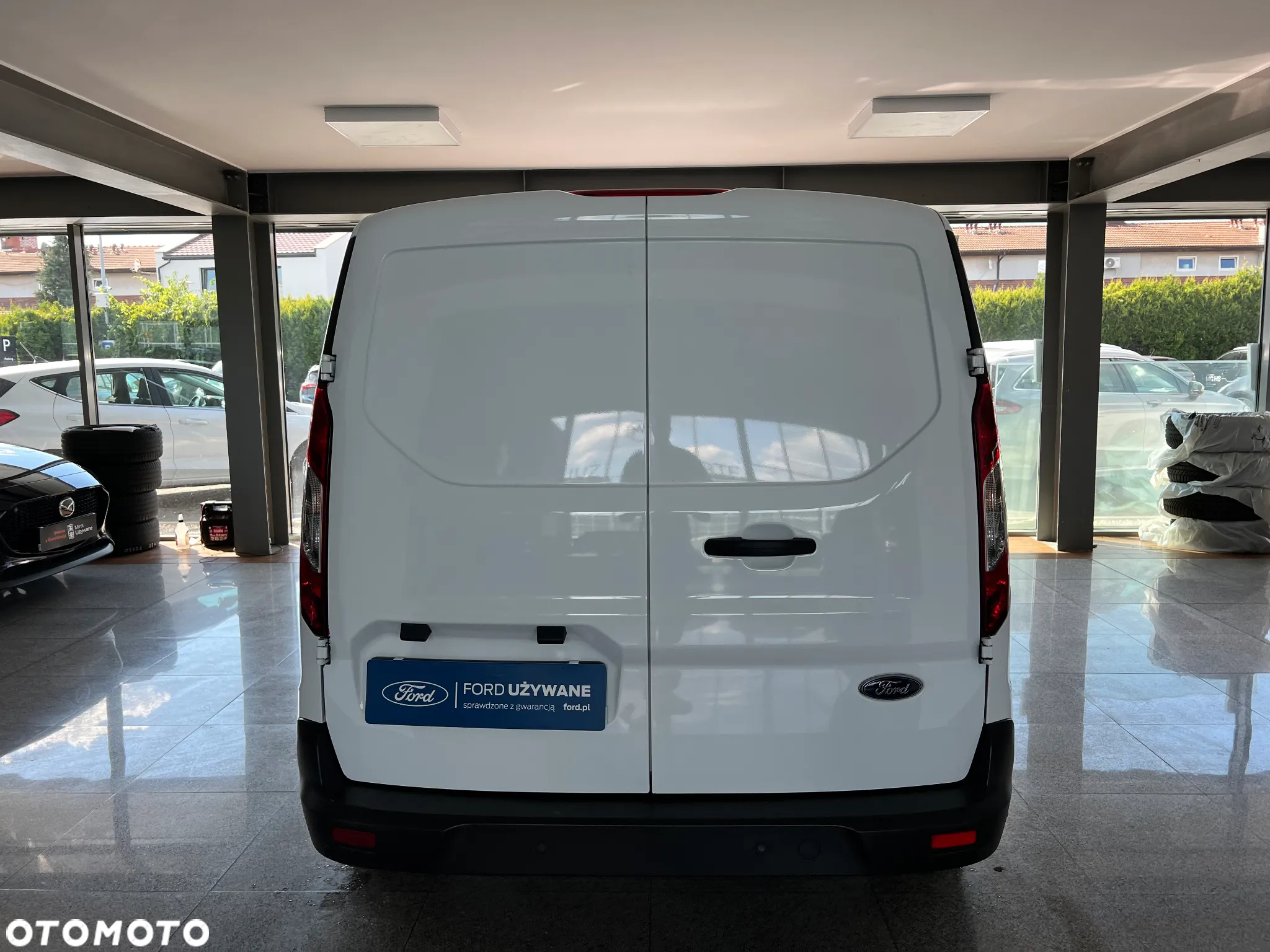 Ford Connect - 12