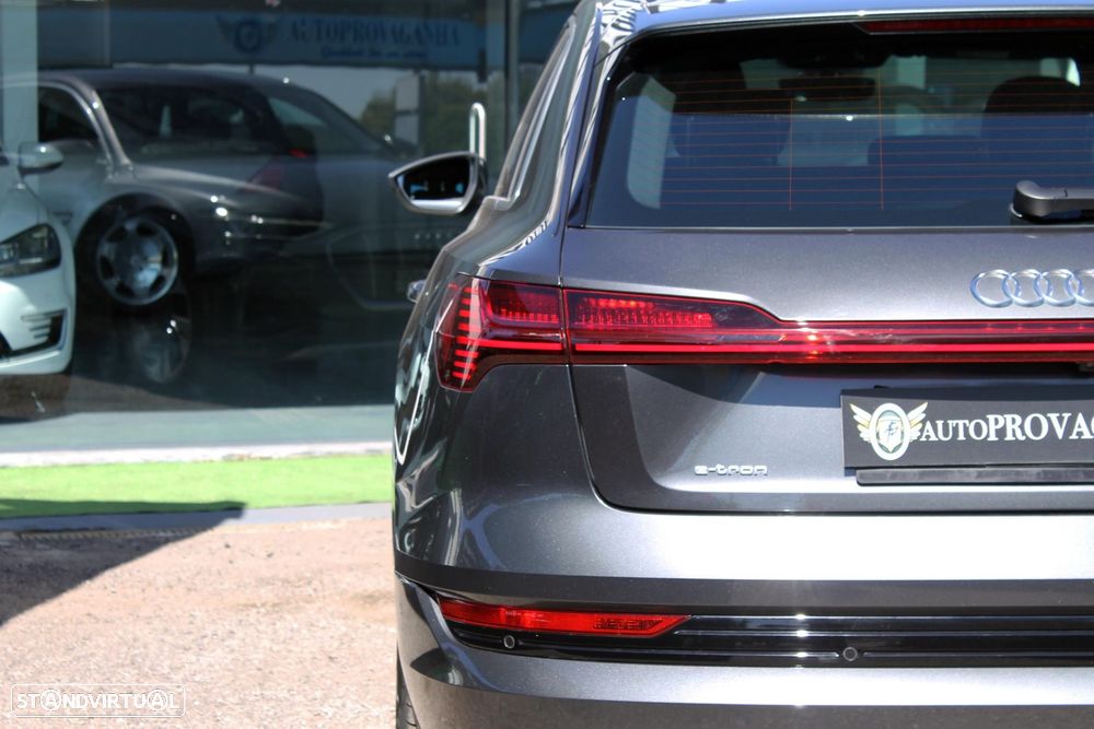 Audi e-tron 55 quattro S line - 51