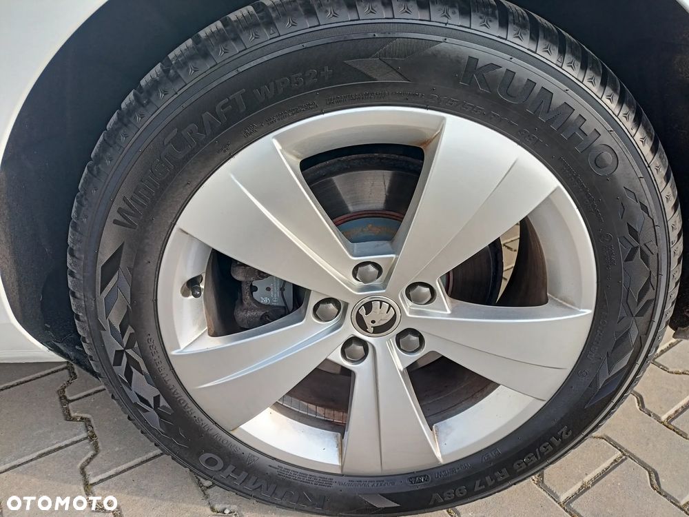 Skoda Superb 2.0 TDI Style - 36