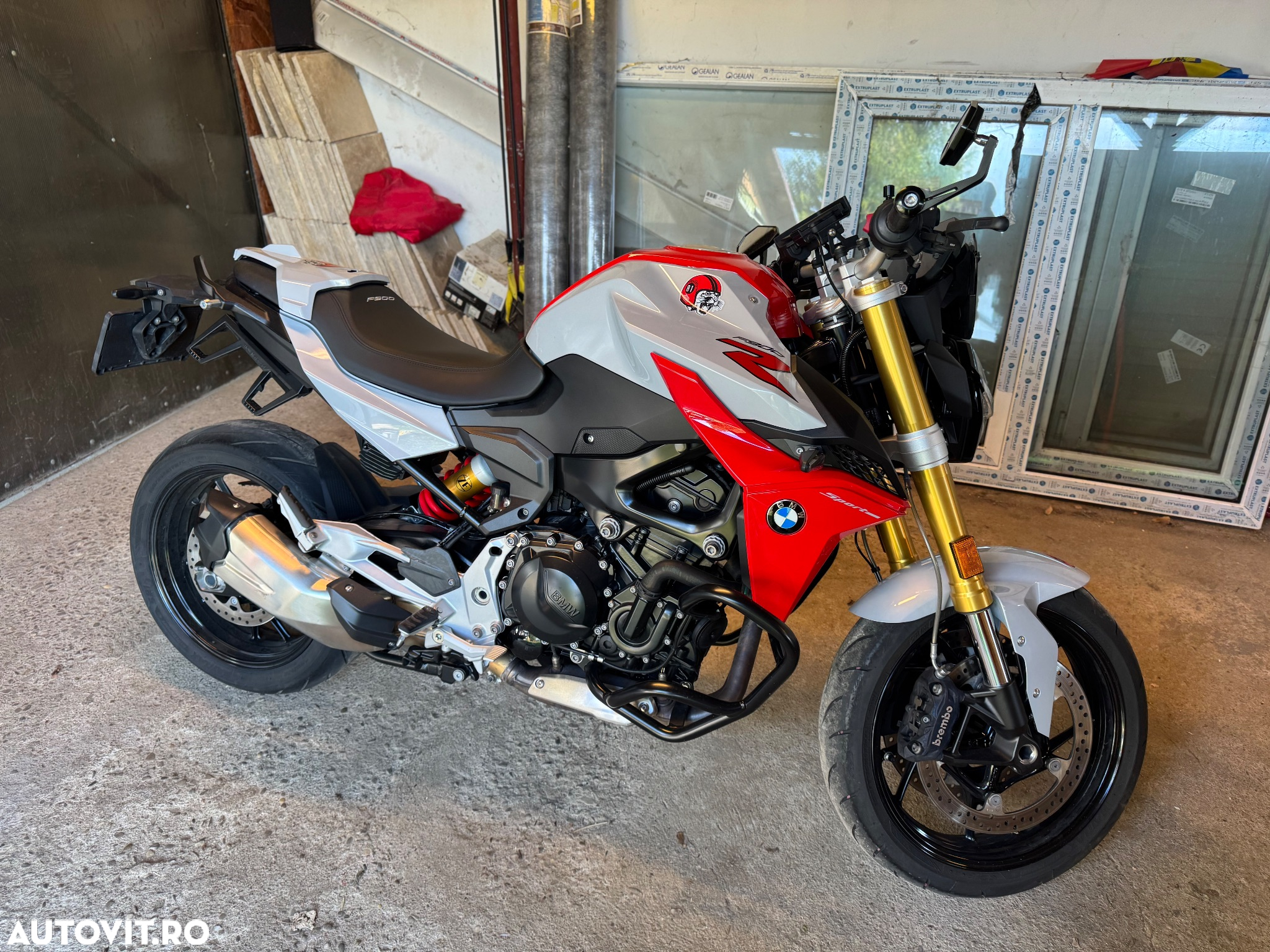 BMW F900R - 4