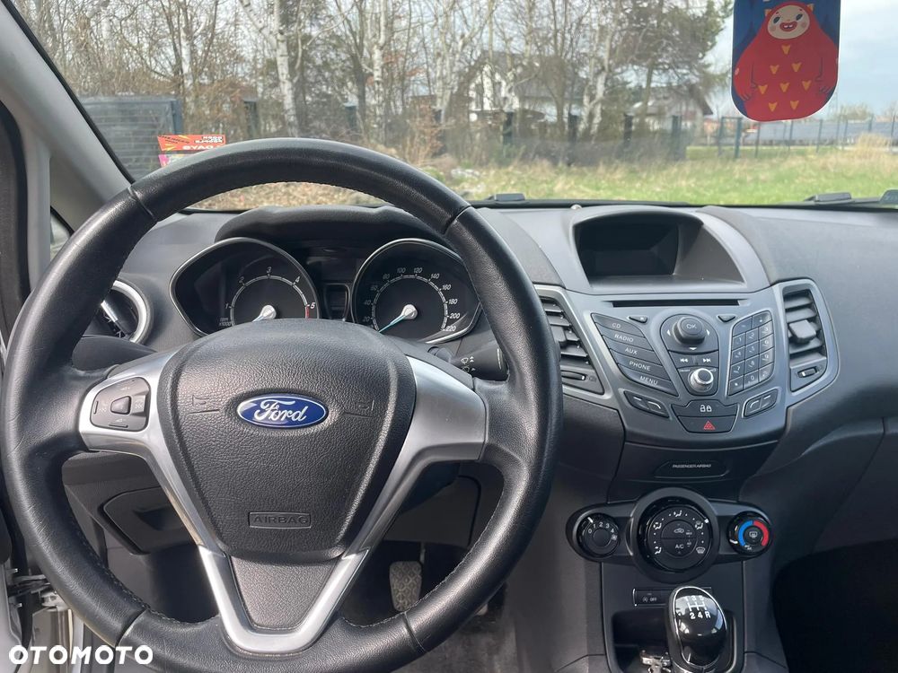 Ford Fiesta - 8