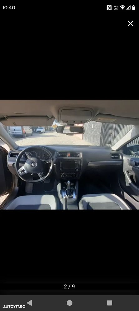 Volkswagen Jetta 1.6 TDI DSG Blue Motion Technology Trendline - 9