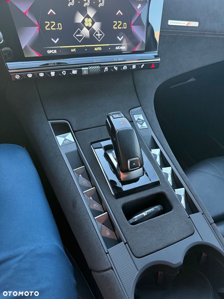 DS Automobiles DS 7 Crossback 1.6 PureTech Performance Line + - 10