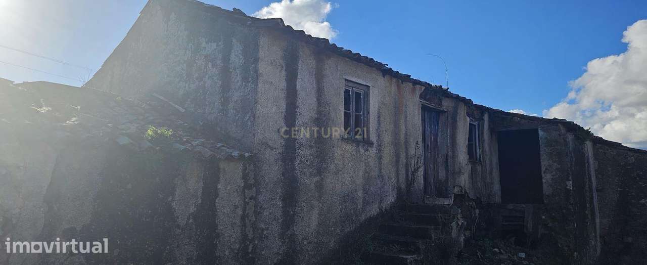 Casa em ruína para reconstrução- Oportunidade única! - Grande imagem: 5/14