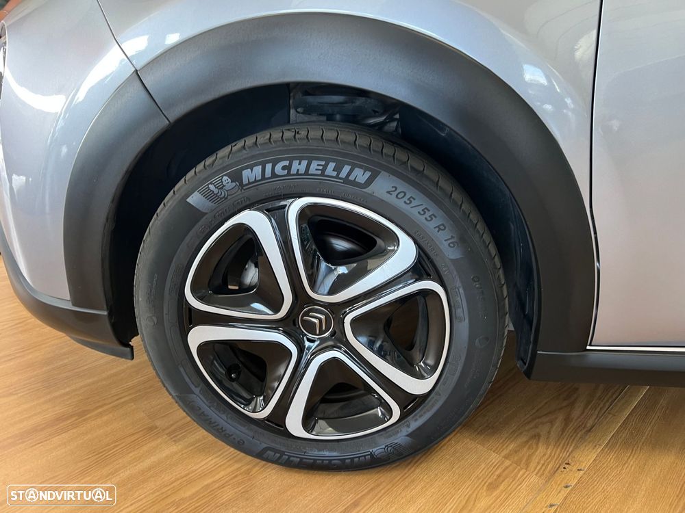 Jeep Avenger 1.2 GSE T3 Altitude - 34
