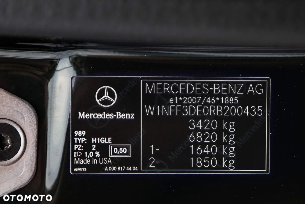 Mercedes-Benz GLS - 40