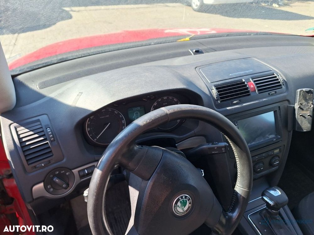 Panou plansa de bord SKODA OCTAVIA II Combi 1Z5 2004 - 2013 - 2