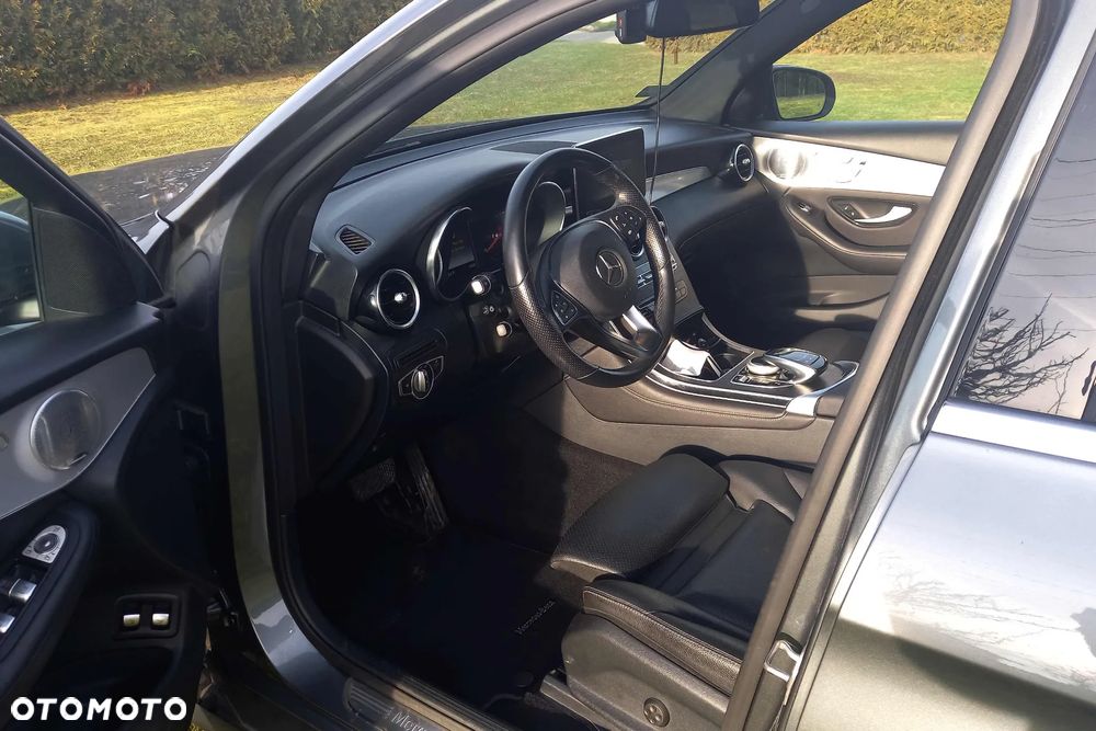 Mercedes-Benz GLC - 20