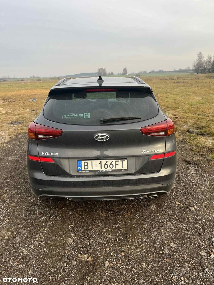 Hyundai Tucson - 2