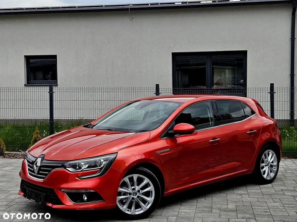 Renault Megane ENERGY TCe 130 Start & Stop Paris Business - 6