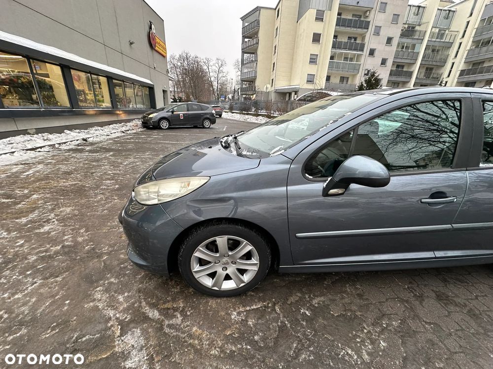 Peugeot 207 1.6 Trendy - 12