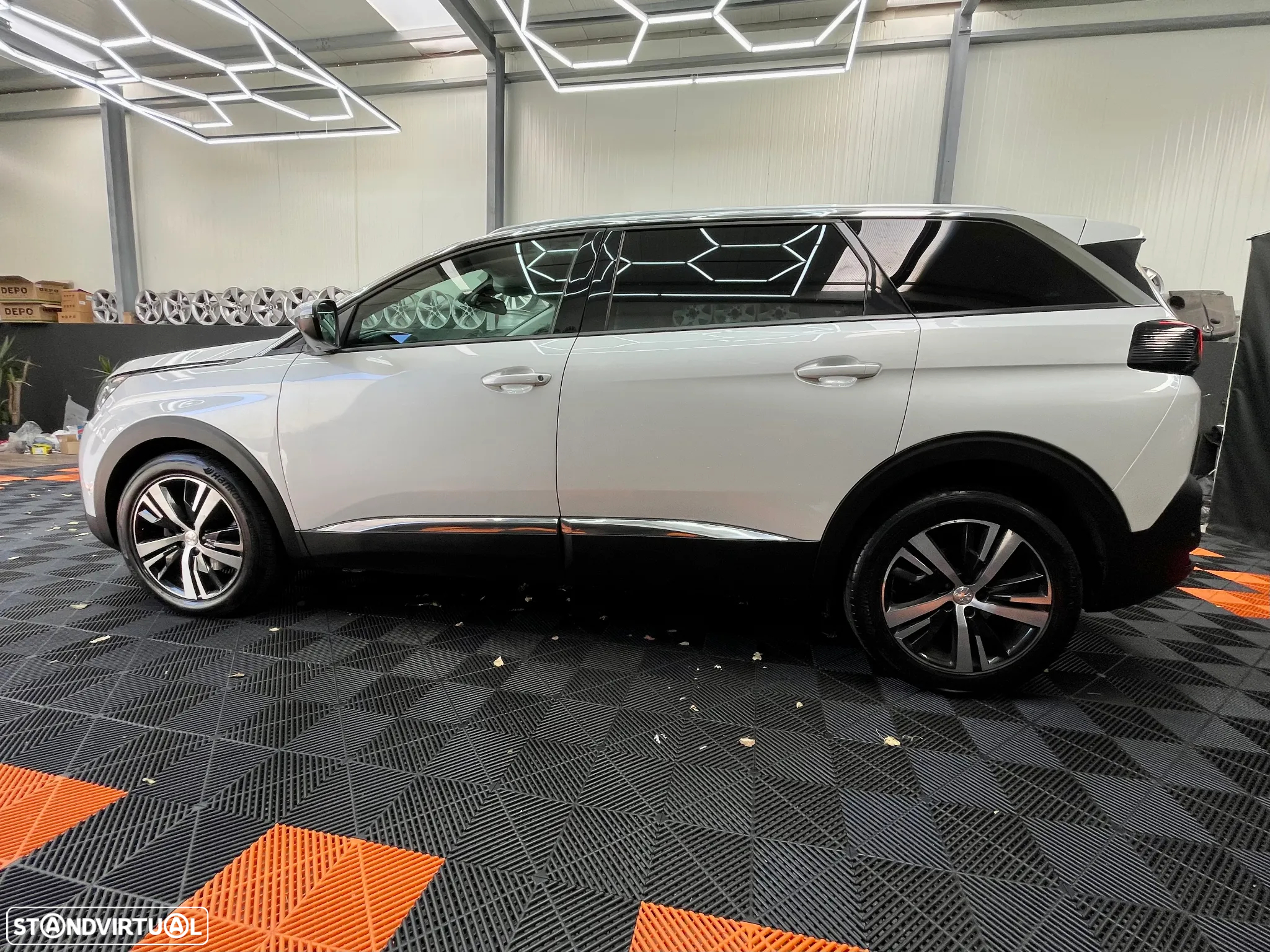 Peugeot 5008 1.6 BlueHDi Allure EAT6 J18 - 14