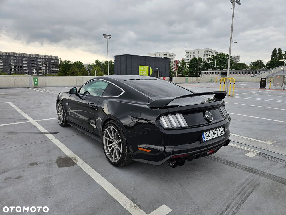 Ford Mustang 5.0 V8 Black Edition - 4