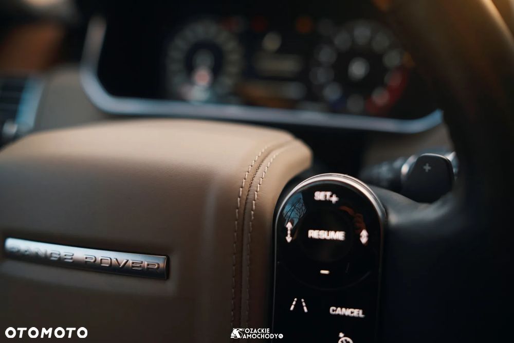 Land Rover Range Rover P400 HSE - 40