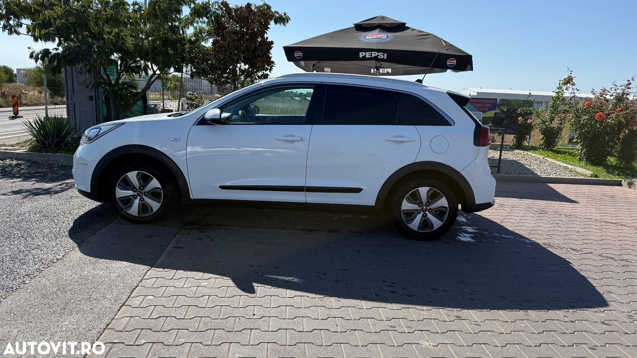 Kia Niro 1.6 GDI HEV 2WD OPF Aut. Edition 7 - 6