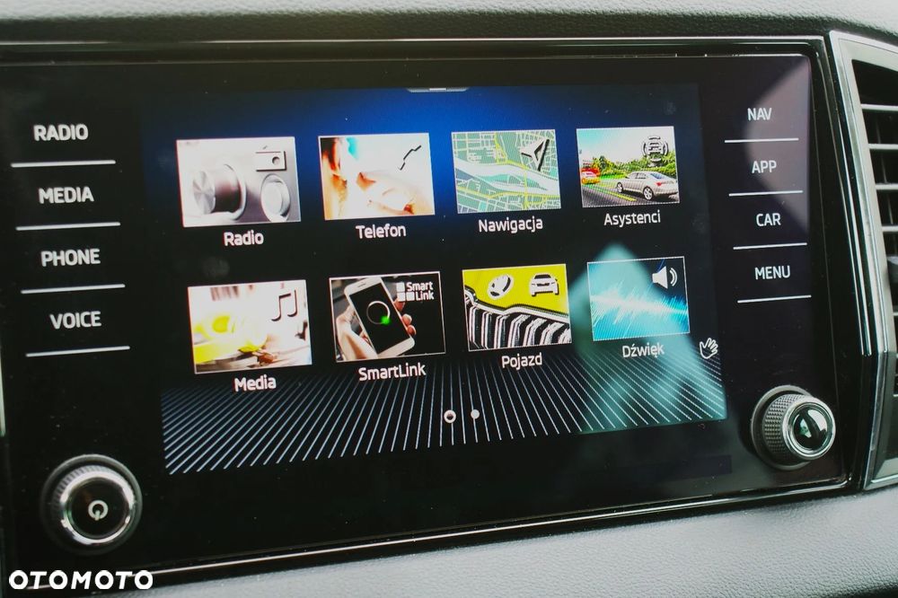 Skoda Karoq 1.5 TSI ACT 4x2 Style DSG - 24