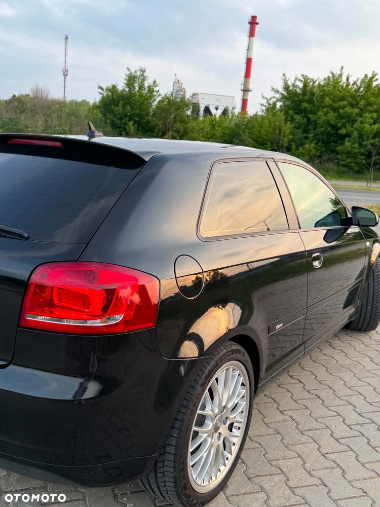 Audi A3 3-drzwiowe 2.0 TDI DPF quattro S line Sportpaket - 7
