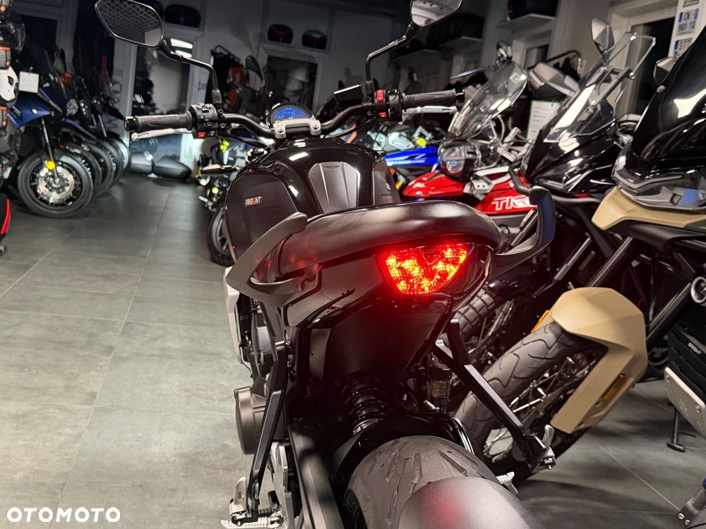 Triumph Trident - 39