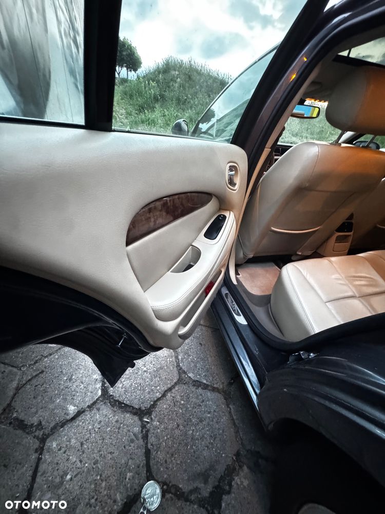 Jaguar S-Type 4.2 V8 - 18